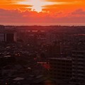 Photos: 夕陽と街並み