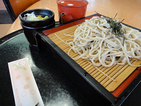 石挽き手打ち蕎麦(道の駅・どまんなかたぬま【栃木】)