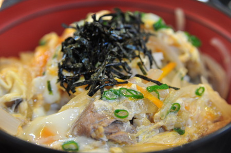 ホロホロ丼(道の駅・SanPin中津【和歌山】)