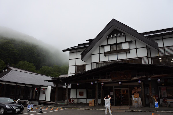 酸ヶ湯温泉の千人風呂に入って見た
