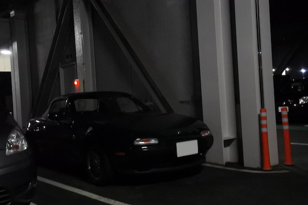 新青森の駐車場にはVR-Bが待っている