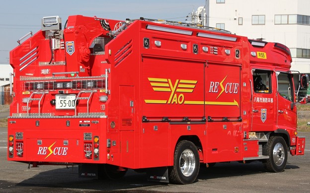 大阪府八尾市消防本部　ll型救助工作車（後部）